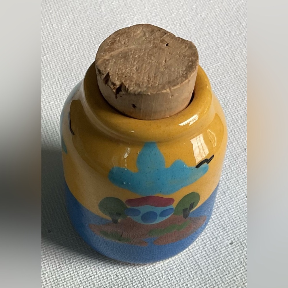 VGT.Nina Ricci Colorful Ceramic Pottery Jar “Empty Cream Perfume” Good Condition